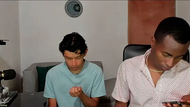 CrissBrownxxx online show from February 2026 05:13:02 PM