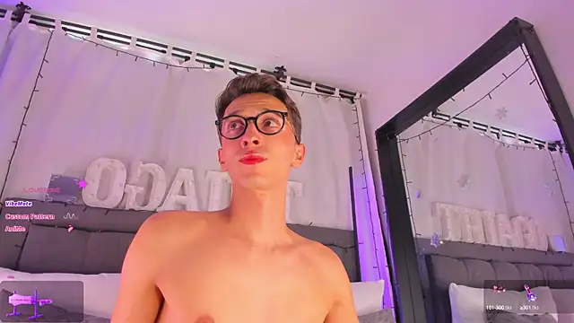 Thiago jones online show from February 2025 08:14:02 PM