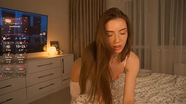Snapshot of _Miss_Johansson_ chatting on February 2025 05:09:01 PM  Miss Johansson  online show from February 2025 05:09:01 PM