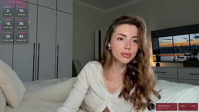 Snapshot of _Miss_Johansson_ chatting on October 2025 12:37:01 PM  Miss Johansson  online show from October 2025 12:37:01 PM