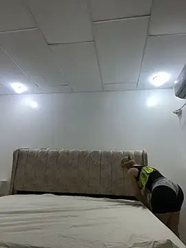 Snapshot of maymercy chatting on December 2025 04:28:02 PM maymercy online show from December 2025 04:28:02 PM