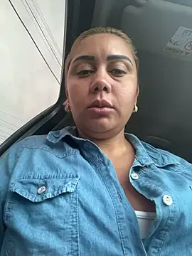 Snapshot of maymercy chatting on October 2025 12:48:02 PM maymercy online show from October 2025 12:48:02 PM