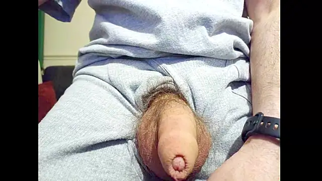 hairyuncut00 online show from December 2025 05:02:01 PM