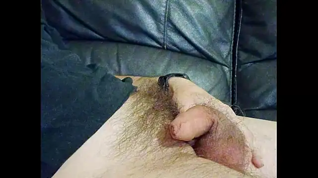 Snapshot of hairyuncut00 chatting on November 2025 02:48:02 AM hairyuncut00 online show from November 2025 02:48:02 AM