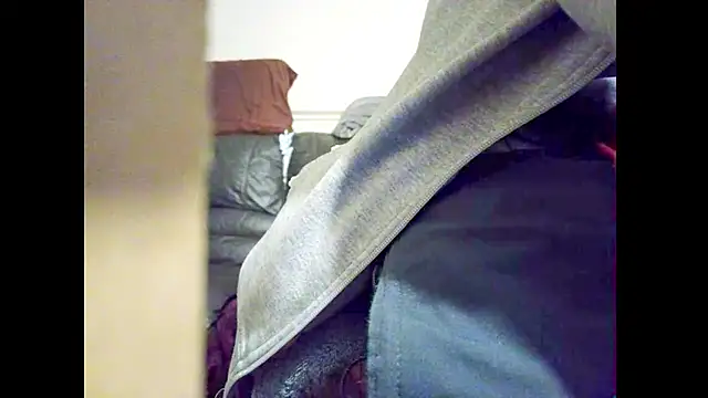 hairyuncut00 online show from March 2026 07:25:01 PM