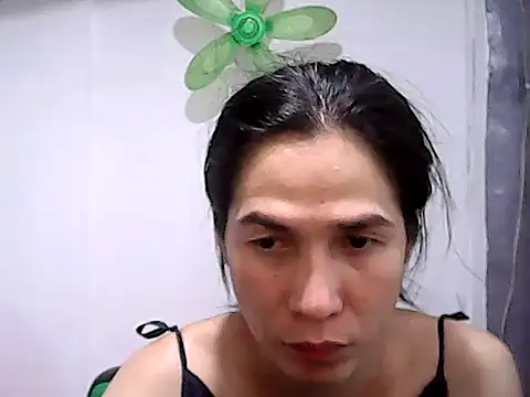 Snapshot of BigDickTrans chatting on May 2026 01:42:01 PM BigDickTrans online show from May 2026 01:42:01 PM