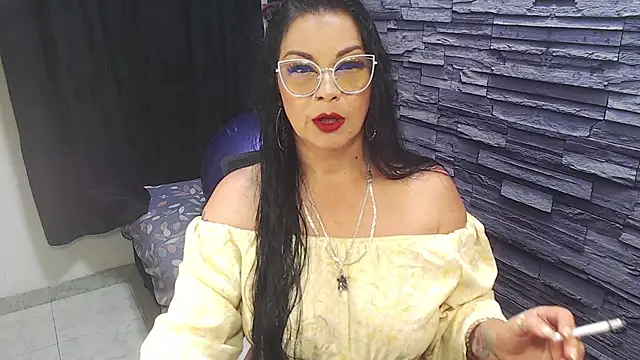 Cruela deviil online show from November 2025 01:09:02 AM