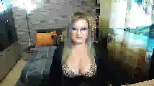 Nimphotease online show from September 2025 07:20:01 AM