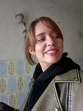 PrettieKate online show from April 2026 11:55:01 AM