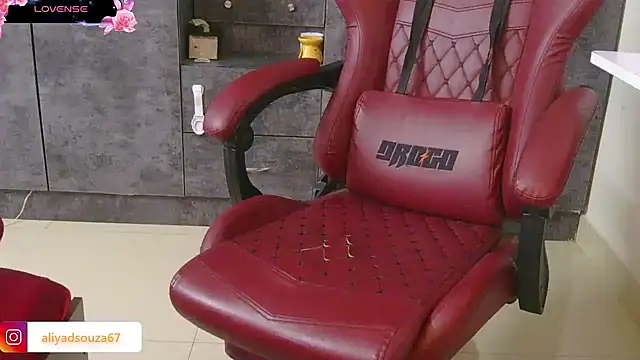 aliyadsouza online show from March 2025 06:03:02 PM