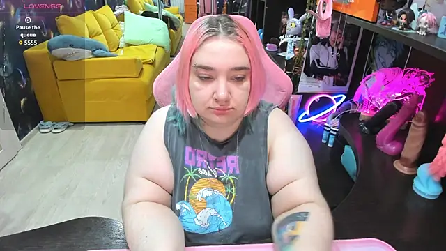 Snapshot of Softie_Sofy chatting on May 2026 03:14:02 AM Softie Sofy online show from May 2026 03:14:02 AM