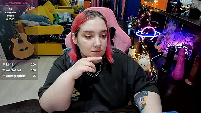 Snapshot of Softie_Sofy chatting on March 2025 09:45:02 AM Softie Sofy online show from March 2025 09:45:02 AM