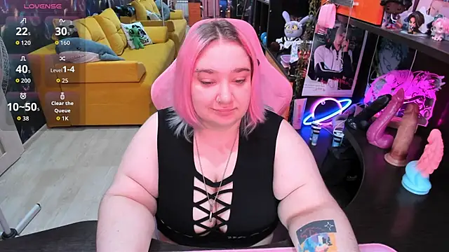 Snapshot of Softie_Sofy chatting on June 2026 02:42:01 AM Softie Sofy online show from June 2026 02:42:01 AM