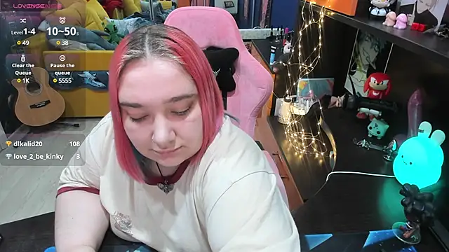 Snapshot of Softie_Sofy chatting on February 2025 07:06:01 AM Softie Sofy online show from February 2025 07:06:01 AM