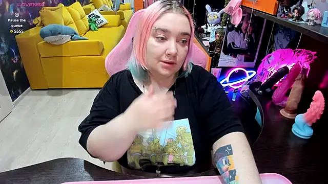 Snapshot of Softie_Sofy chatting on May 2026 03:34:01 AM Softie Sofy online show from May 2026 03:34:01 AM