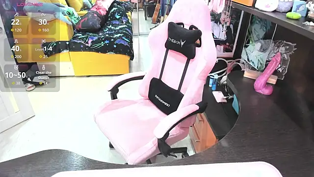 Softie Sofy online show from April 2026 02:40:02 AM