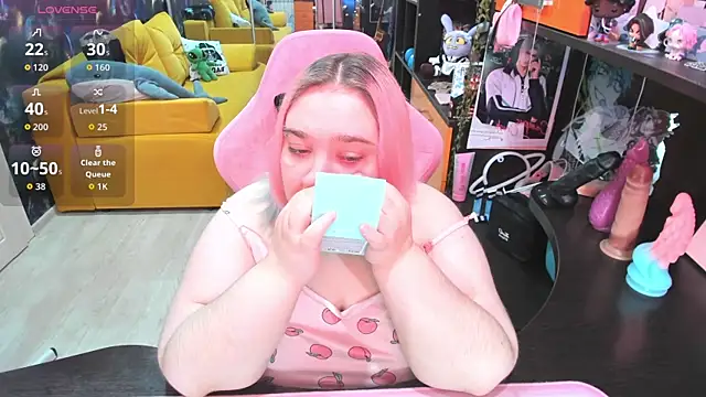 Snapshot of Softie_Sofy chatting on June 2026 02:38:02 AM Softie Sofy online show from June 2026 02:38:02 AM