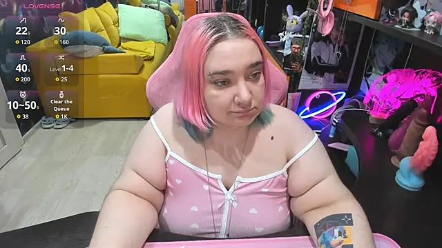 Snapshot of Softie_Sofy chatting on May 2026 03:44:01 AM Softie Sofy online show from May 2026 03:44:01 AM