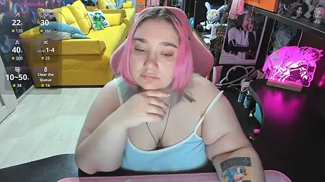Snapshot of Softie_Sofy chatting on June 2026 02:42:01 AM Softie Sofy online show from June 2026 02:42:01 AM