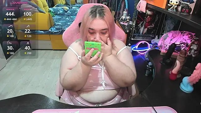 Softie Sofy online show from October 2025 02:32:02 AM