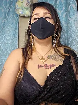 Snapshot of cute-tanvi chatting on November 2025 12:54:01 AM cute-tanvi online show from November 2025 12:54:01 AM