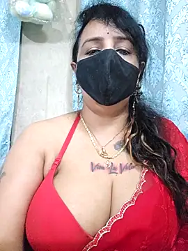 Snapshot of cute-tanvi chatting on October 2025 12:44:02 AM cute-tanvi online show from October 2025 12:44:02 AM