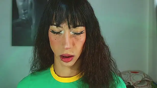 Kenisha Sweet online show from January 2026 05:06:01 PM