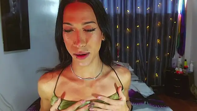 Kenisha Sweet online show from March 2026 01:48:02 PM