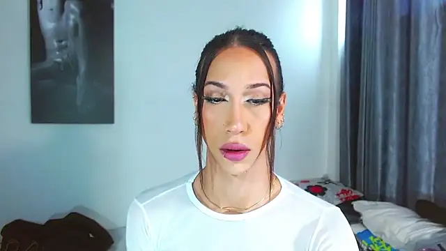 Kenisha Sweet online show from December 2025 07:28:02 PM