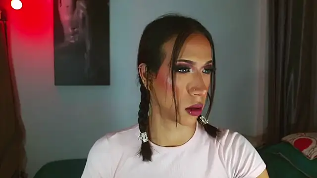 Kenisha Sweet online show from November 2025 10:57:01 PM