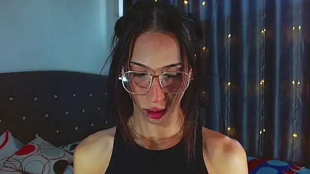 Kenisha Sweet online show from February 2026 04:51:01 PM