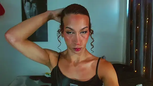 Kenisha Sweet online show from May 2026 09:02:01 PM