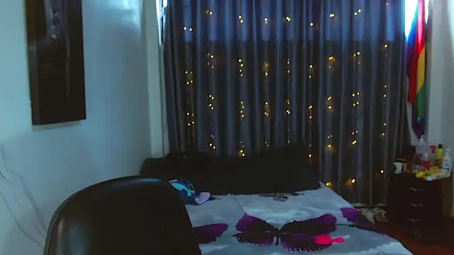 Kenisha Sweet online show from April 2026 06:58:01 PM