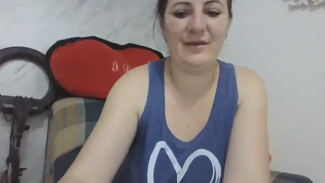 Naughtyredd online show from June 2026 05:29:01 PM