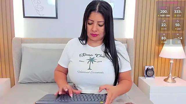 Snapshot of natural_bigboobs chatting on November 2025 11:32:02 AM natural bigboobs online show from November 2025 11:32:02 AM