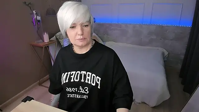Snapshot of CarmenSoft chatting on May 2026 08:47:02 PM CarmenSoft online show from May 2026 08:47:02 PM
