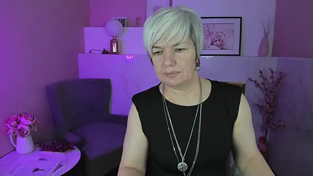 Snapshot of CarmenSoft chatting on March 2025 12:19:01 AM CarmenSoft online show from March 2025 12:19:01 AM