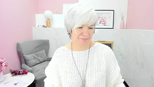 Snapshot of CarmenSoft chatting on January 2025 12:22:02 AM CarmenSoft online show from January 2025 12:22:02 AM