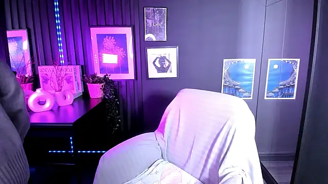 CarmenSoft online show from March 2026 08:36:01 PM