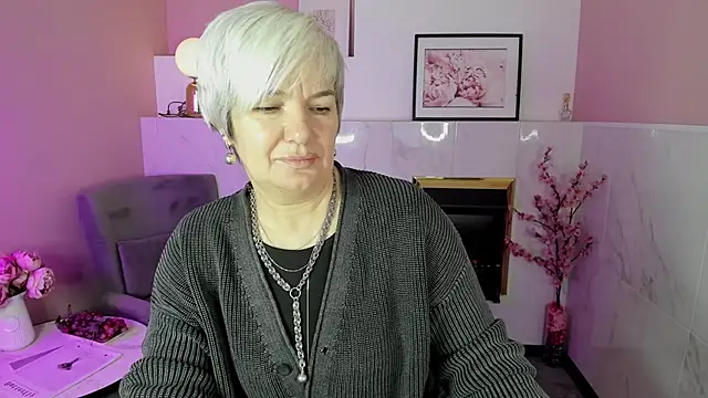 Snapshot of CarmenSoft chatting on September 2025 08:49:02 PM CarmenSoft online show from September 2025 08:49:02 PM