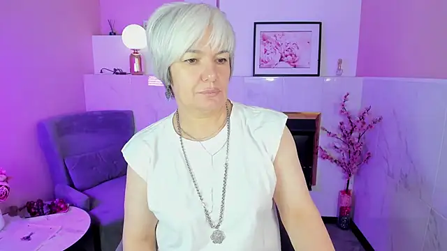 Snapshot of CarmenSoft chatting on September 2025 08:44:01 PM CarmenSoft online show from September 2025 08:44:01 PM