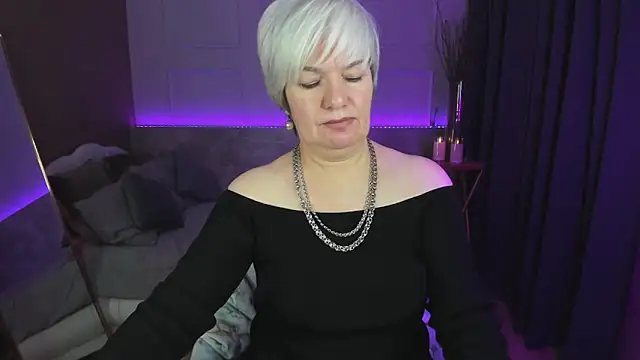 Snapshot of CarmenSoft chatting on March 2025 03:25:01 AM CarmenSoft online show from March 2025 03:25:01 AM