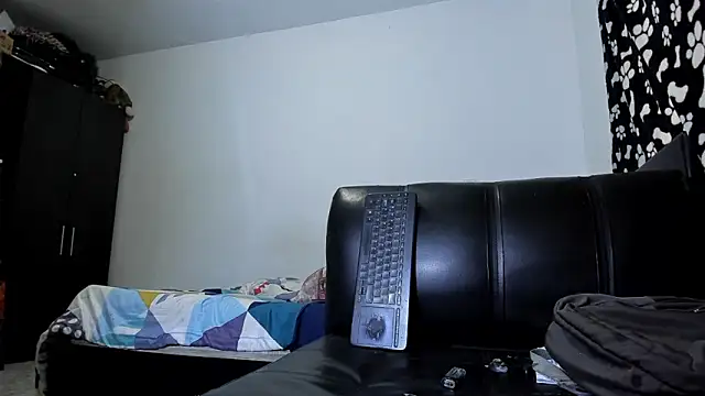 ares sexxx online show from October 2025 03:03:02 PM