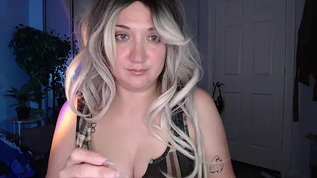 GoddessEmmy online show from May 2026 07:50:01 AM