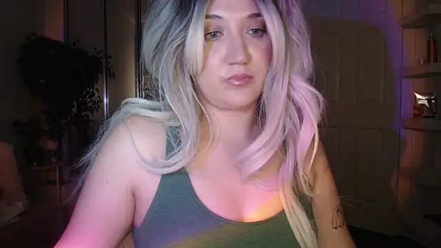 GoddessEmmy online show from April 2026 05:47:01 AM