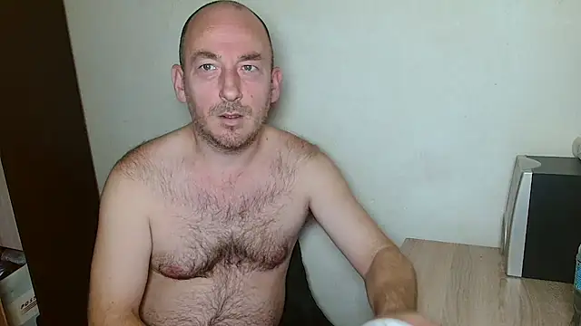 Snapshot of Johan___Barker chatting on November 2025 11:44:02 AM Johan Barker online show from November 2025 11:44:02 AM