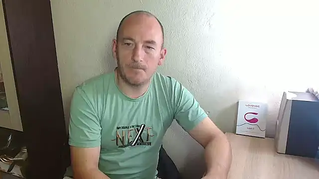 Snapshot of Johan___Barker chatting on November 2025 10:51:03 AM Johan Barker online show from November 2025 10:51:03 AM