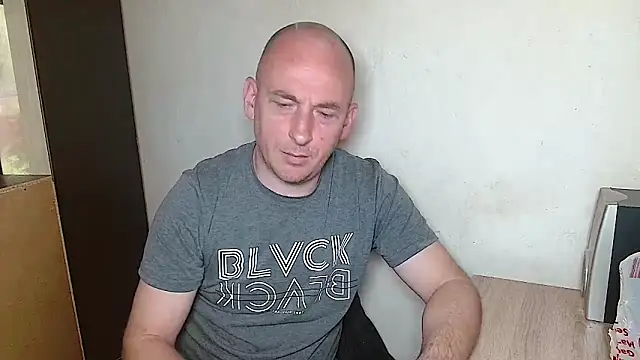 Johan   Barker online show from April 2026 10:44:02 AM