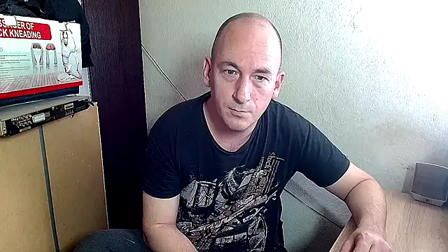 Johan   Barker online show from February 2025 02:26:02 PM