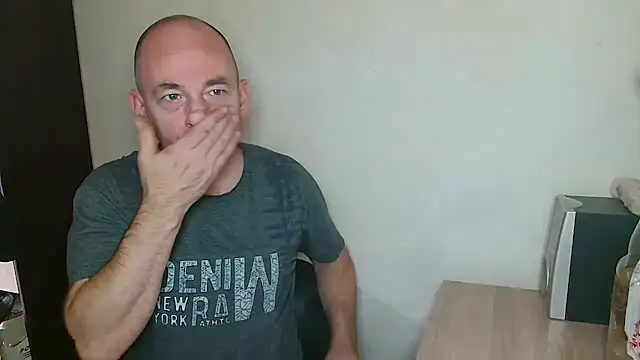 Johan   Barker online show from December 2025 11:03:01 AM